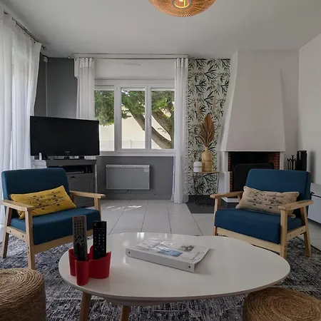 Holiday home In The Pines Near The La Tranche-sur-Mer